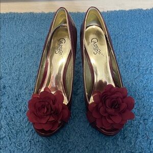 Carlos by Carlos Santana Maroon Heels with Floral Detail